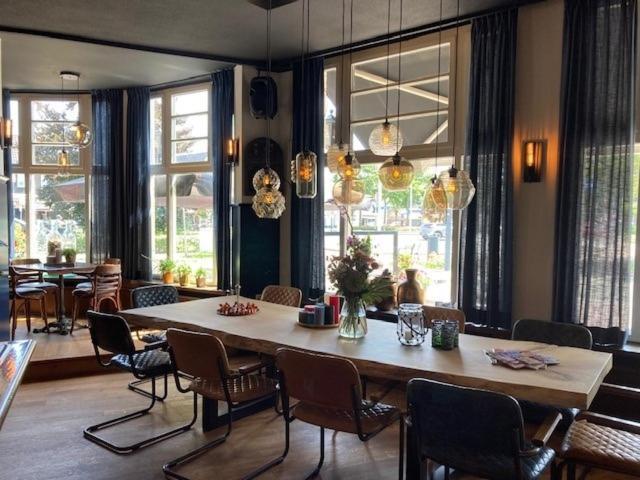 Boutique Hotel De Valk Valkenswaard Bagian luar foto