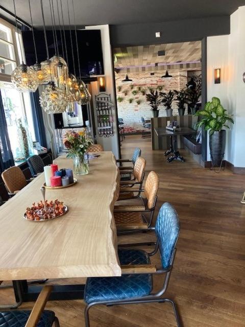 Boutique Hotel De Valk Valkenswaard Bagian luar foto