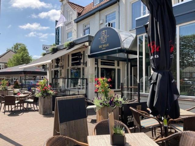 Boutique Hotel De Valk Valkenswaard Bagian luar foto
