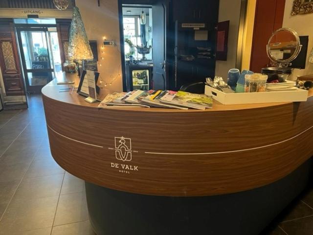 Boutique Hotel De Valk Valkenswaard Bagian luar foto